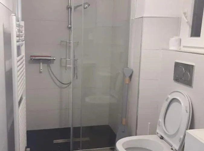 Monolocale Moderno. Recentemente Ristrutturato *